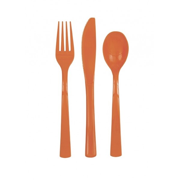 Galda piederumi oranži, 18 gab. plastmasas.(6 dakšas, 6 karotes, 6 naži) 